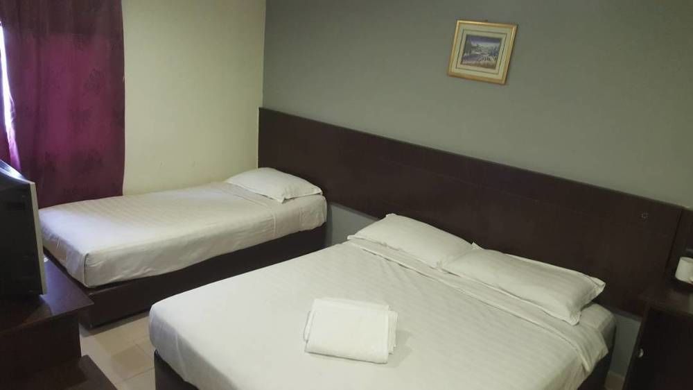 Tiong Nam Hotel Пасир Гуданг Екстериор снимка